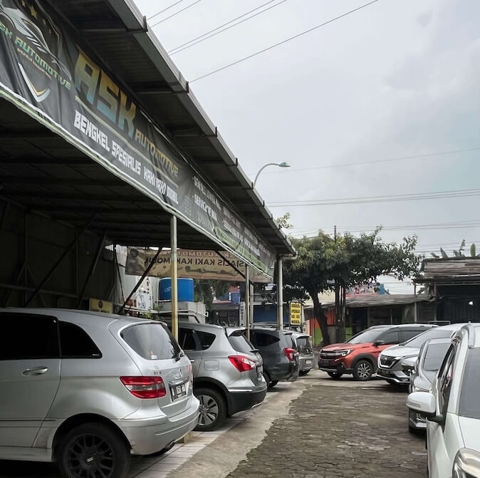 Tentang